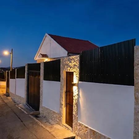 Luxury Sky Loft * Almargem